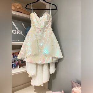 Hayley Paige cocktail dress size 6